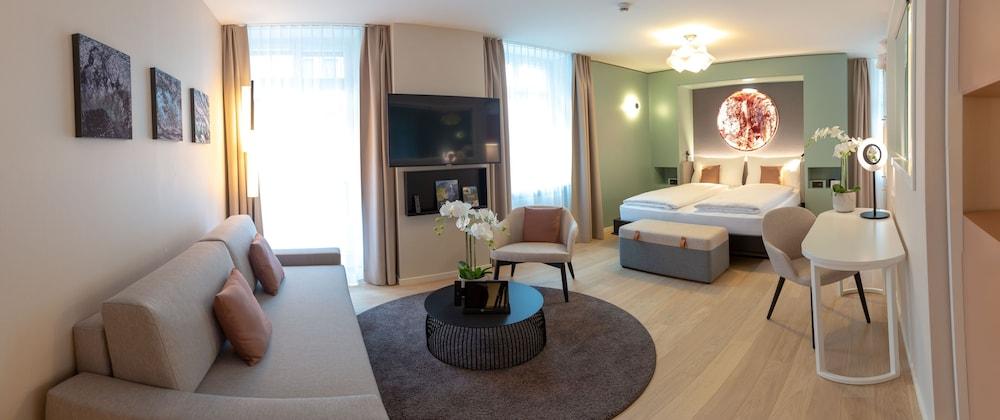 Hotel Cascada Boutique 4*